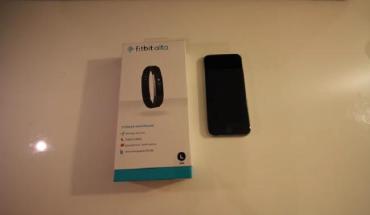 Fitbit Alta Unboxing, Setup and Review 